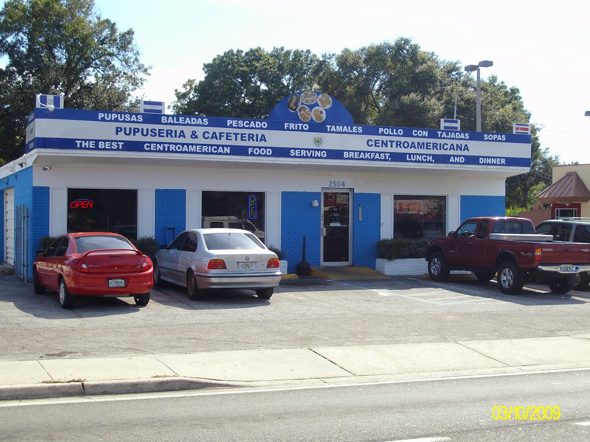 Pupuseria & Cafeteria Centroamericana